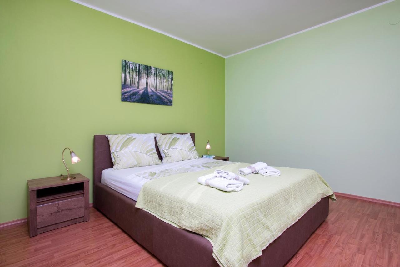 Apartment Rubina With Secure Parking Medulin Exterior foto