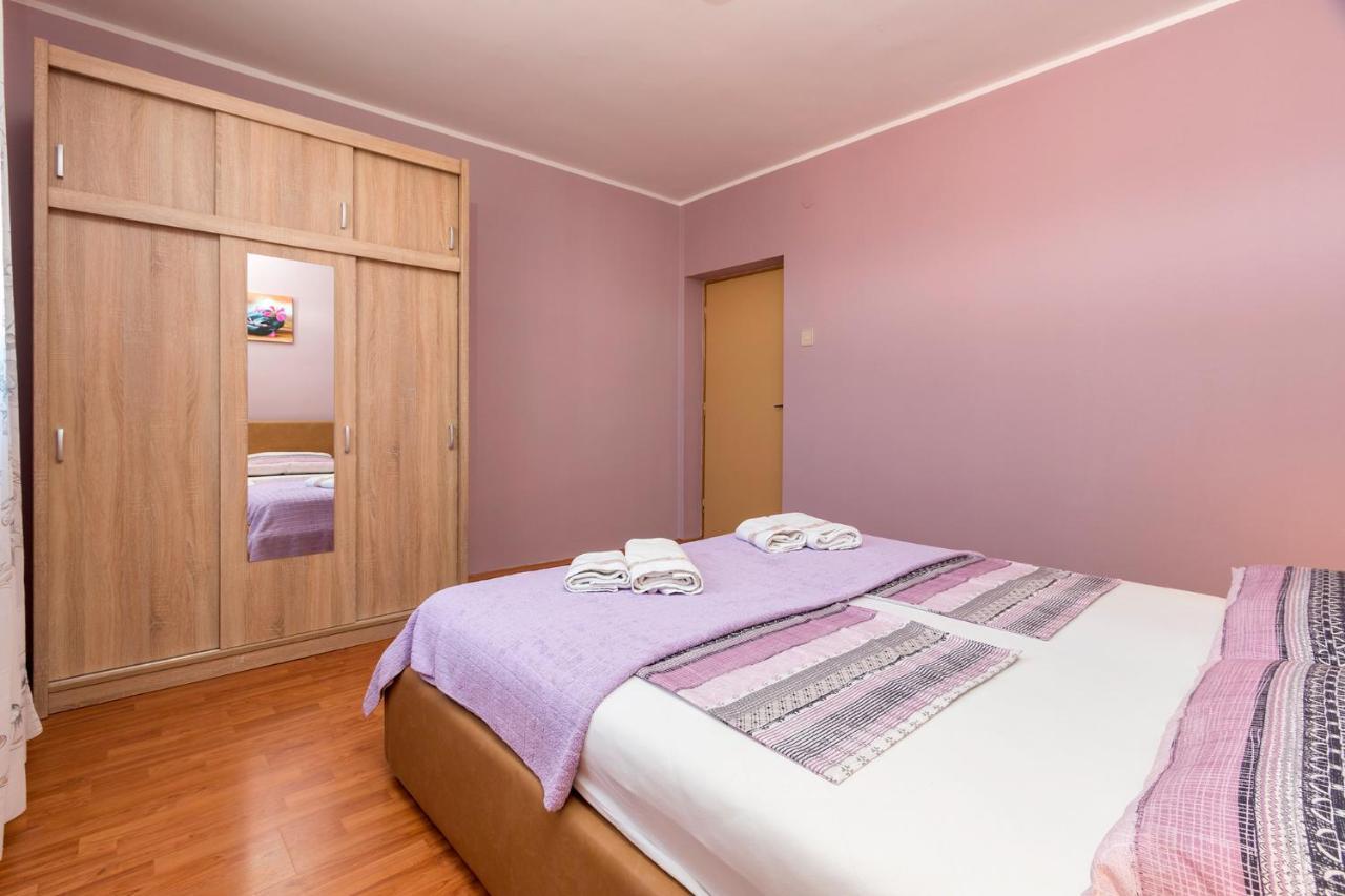Apartment Rubina With Secure Parking Medulin Exterior foto